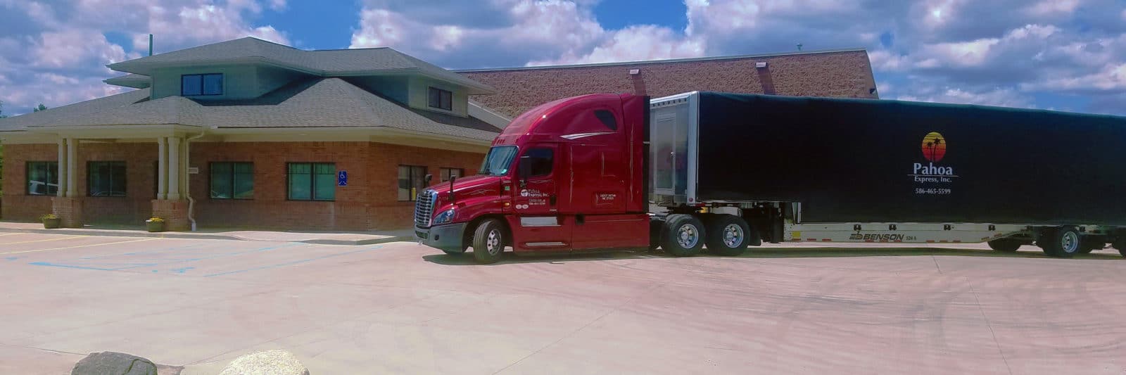 Pahoa Express, Inc. in front of building